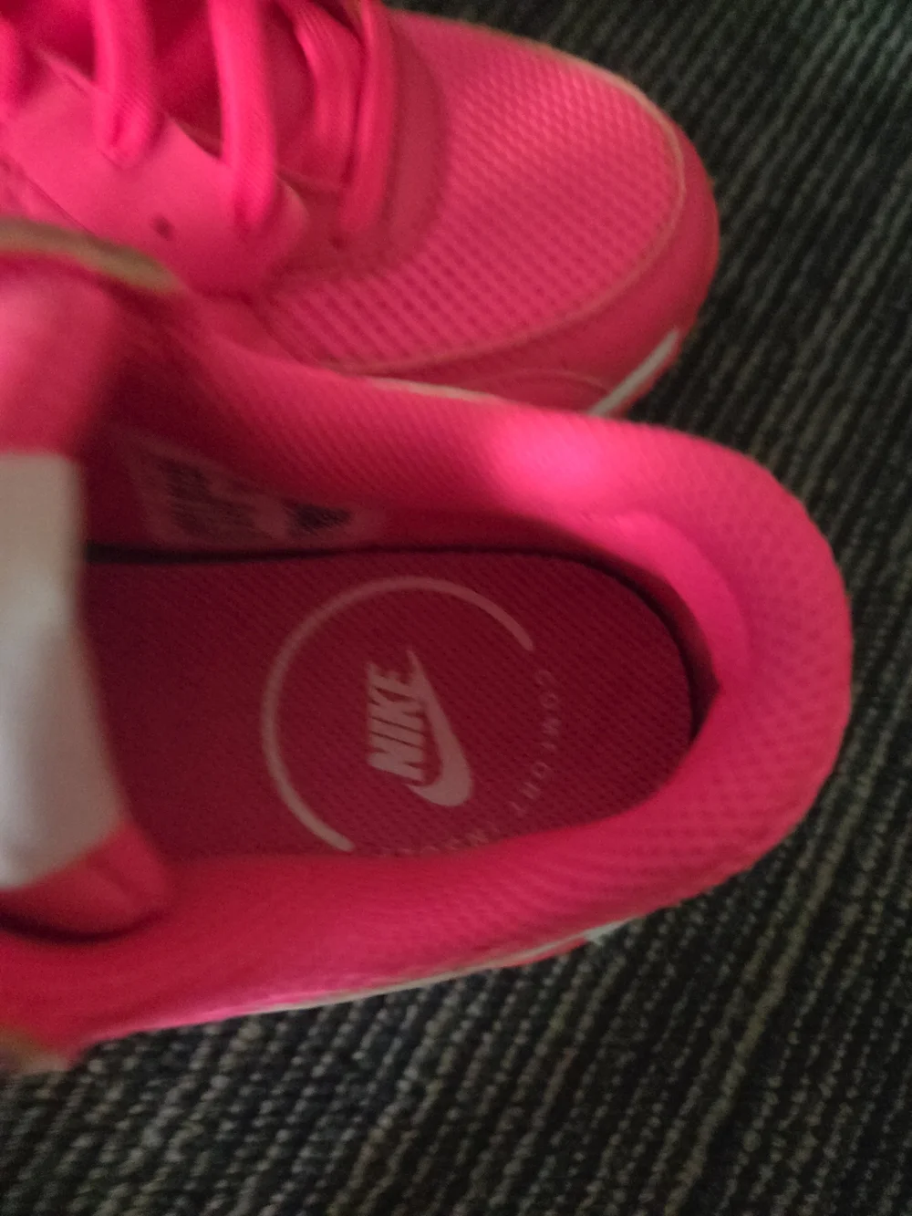 Nike Women’s Vibrant Pink Air Max Running Sneakers